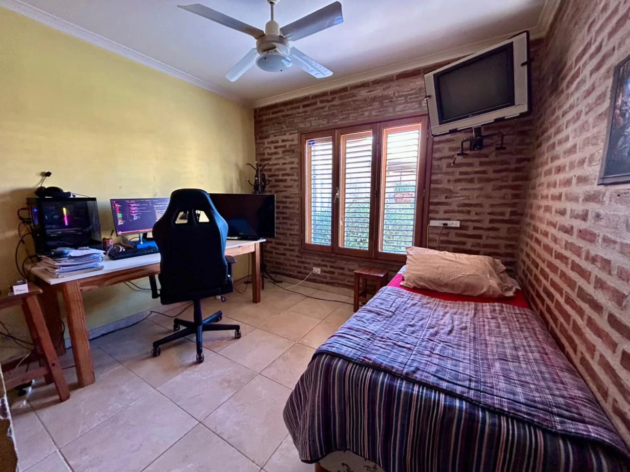 VENTA - CASA EN BARRIO ESCRIBANO