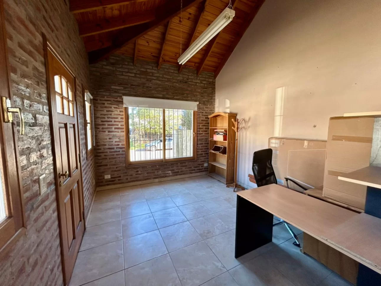 VENTA - CASA EN BARRIO ESCRIBANO