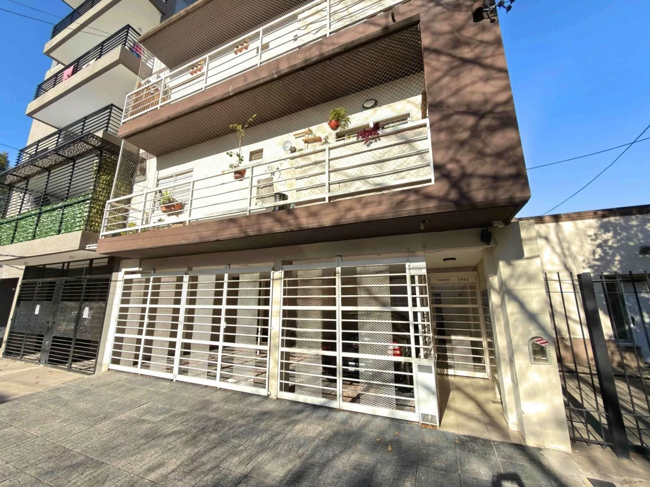 Departamento de 2 ambientes con jardin y parrilla