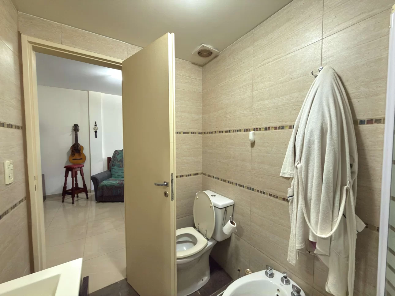 Departamento de 2 ambientes con jardin y parrilla