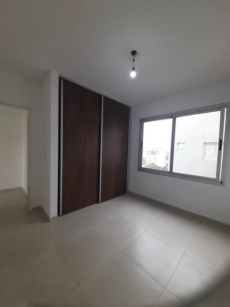 ALQUILER DEPARTAMENTO 2 AMBIENTES AL FRENTE CON BALCON MORON