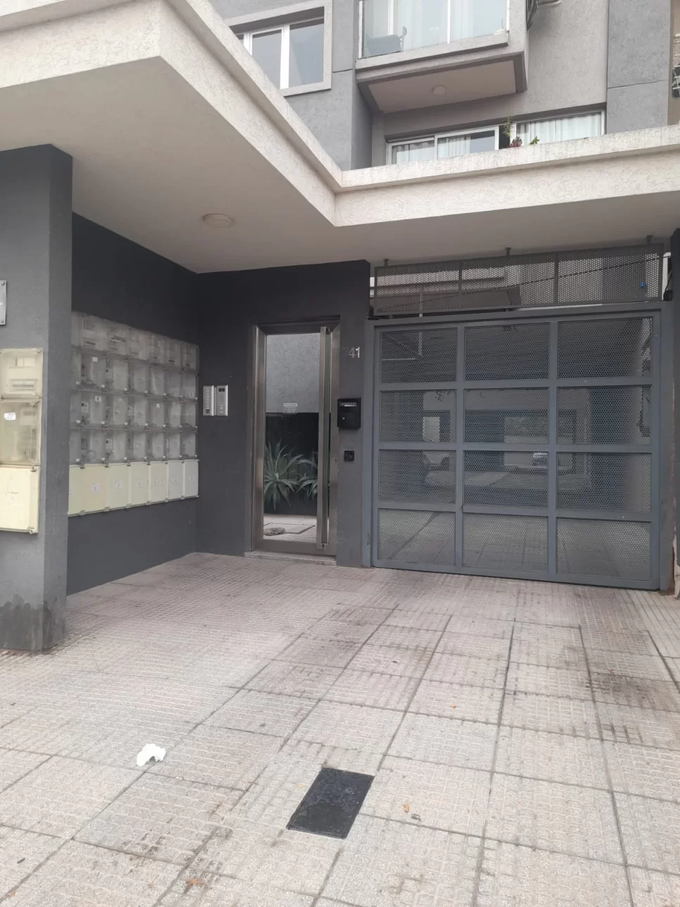 ALQUILER DEPARTAMENTO 2 AMBIENTES AL FRENTE CON BALCON MORON