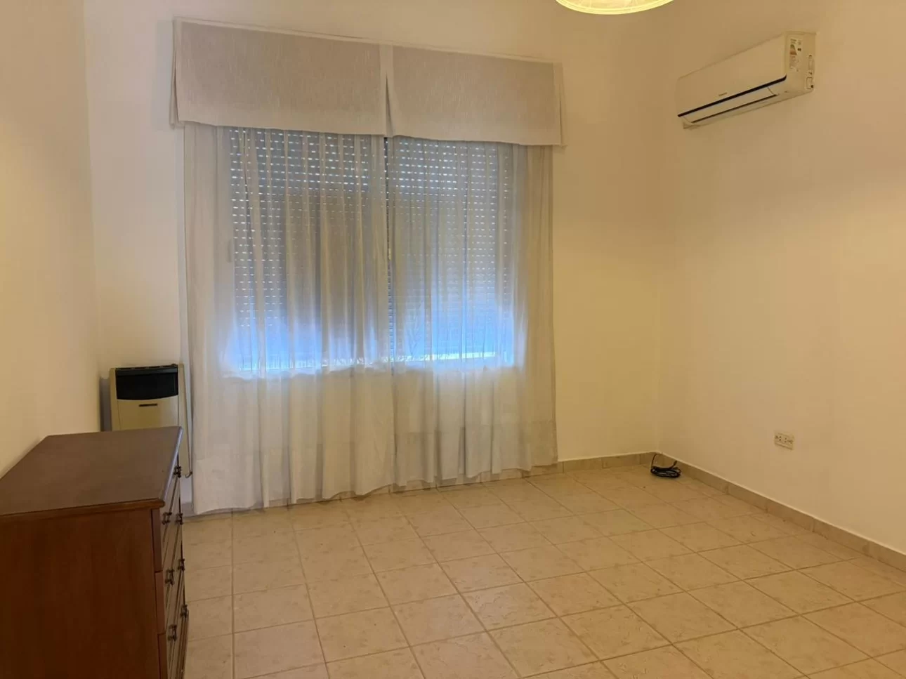 CASA 3 AMBIENTES