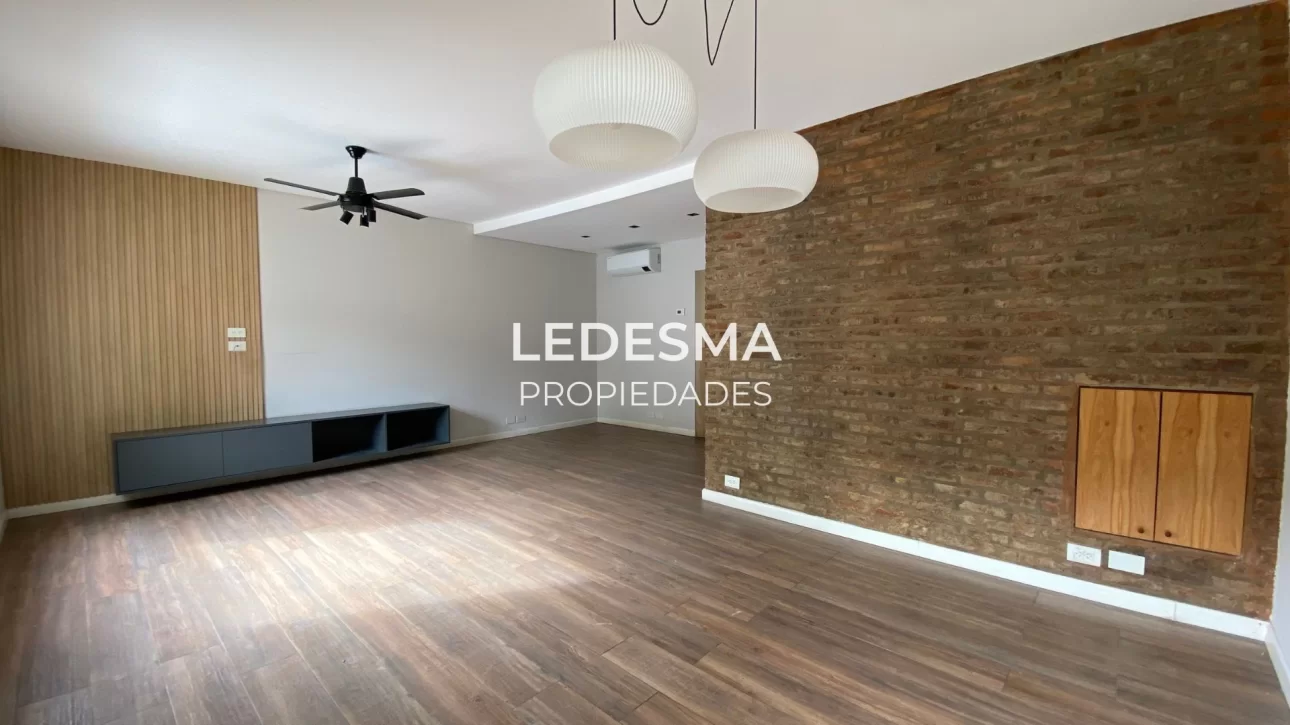 VENTA CASA  PH 4 AMBIENTES HURLINGHAM