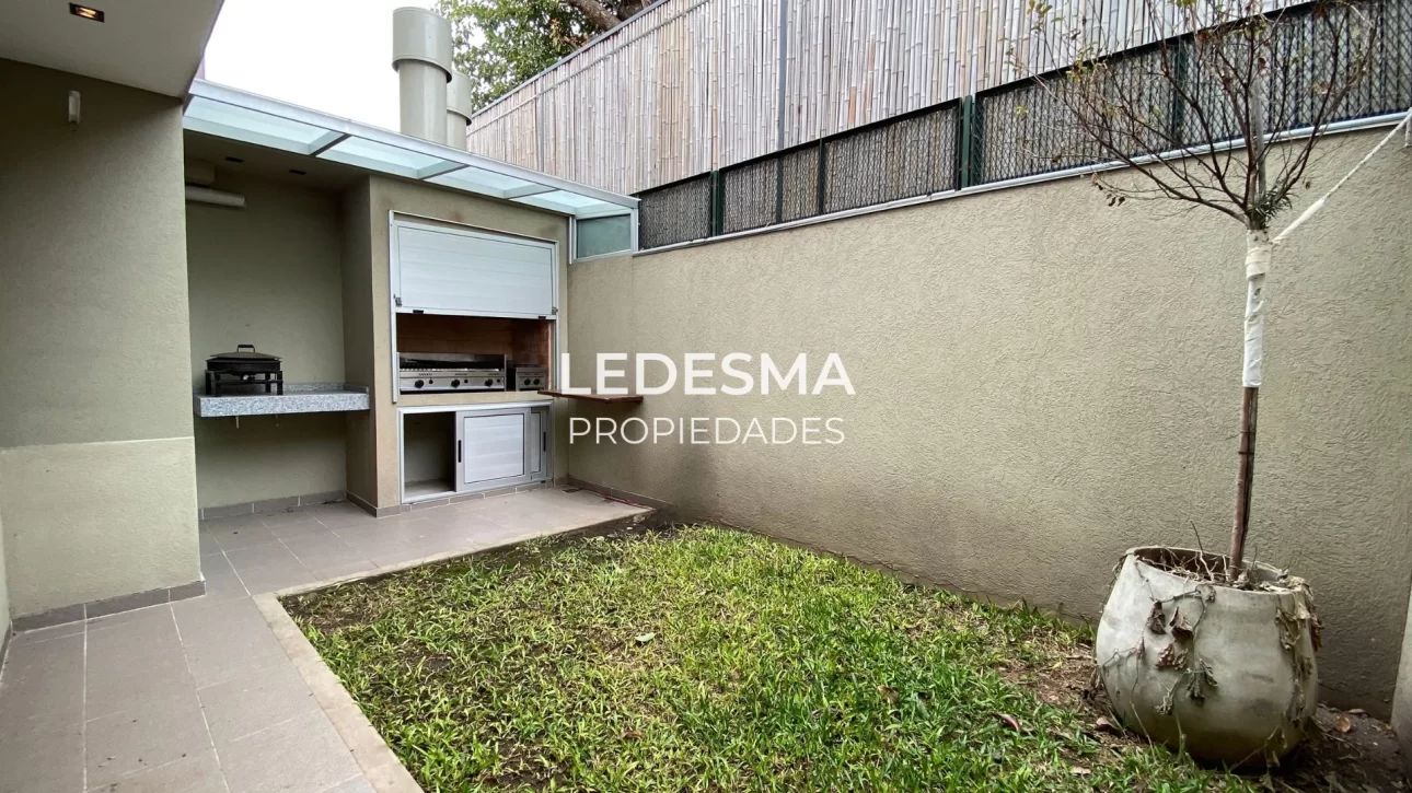 VENTA CASA  PH 4 AMBIENTES HURLINGHAM