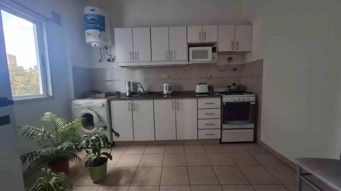 DEPARTAMENTO 3 AMBIENTES S/BALCON