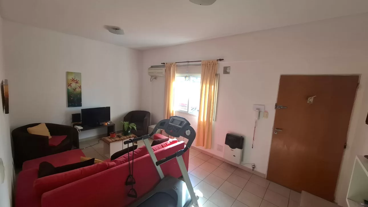 DEPARTAMENTO 3 AMBIENTES S/BALCON