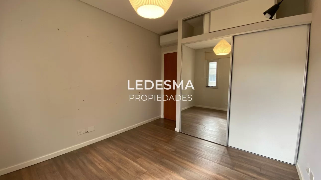 VENTA CASA  PH 4 AMBIENTES HURLINGHAM
