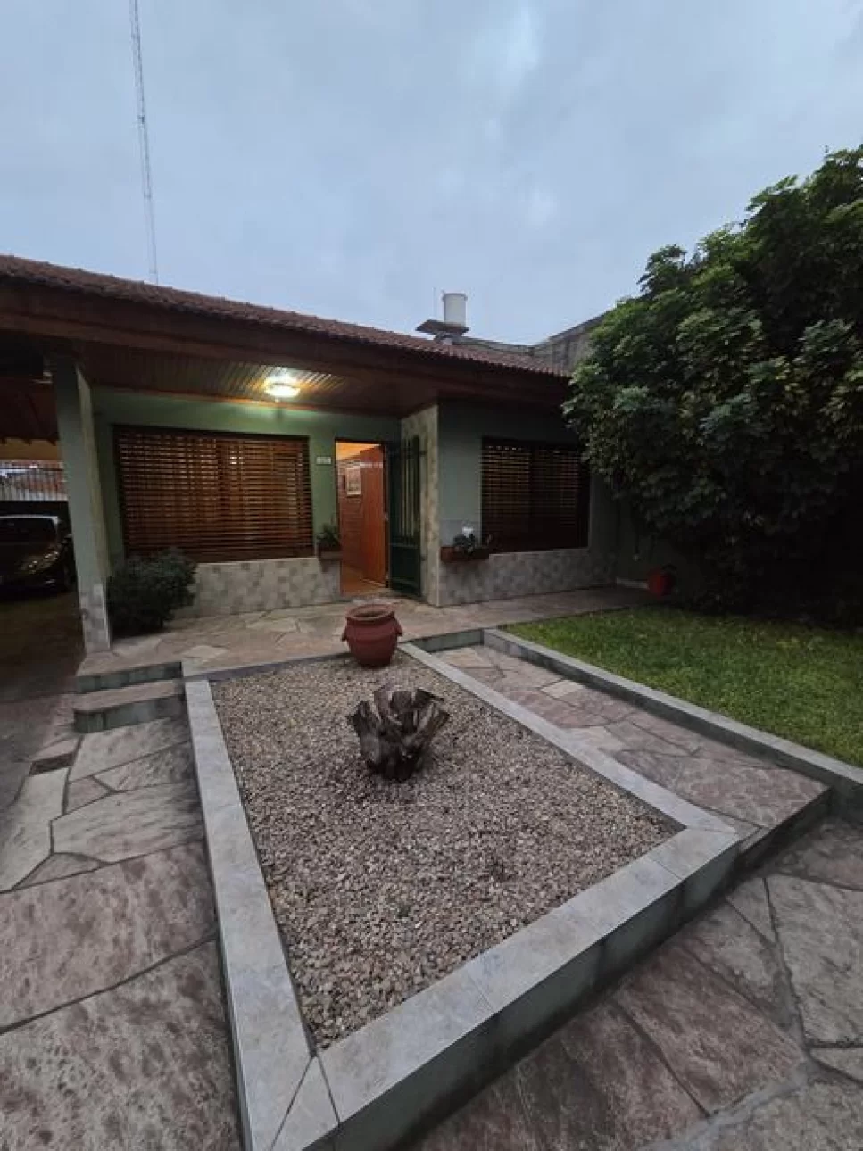 CASA 4 AMB EN LOTE 500M2 LOMA HERMOSA SAN MARTIN