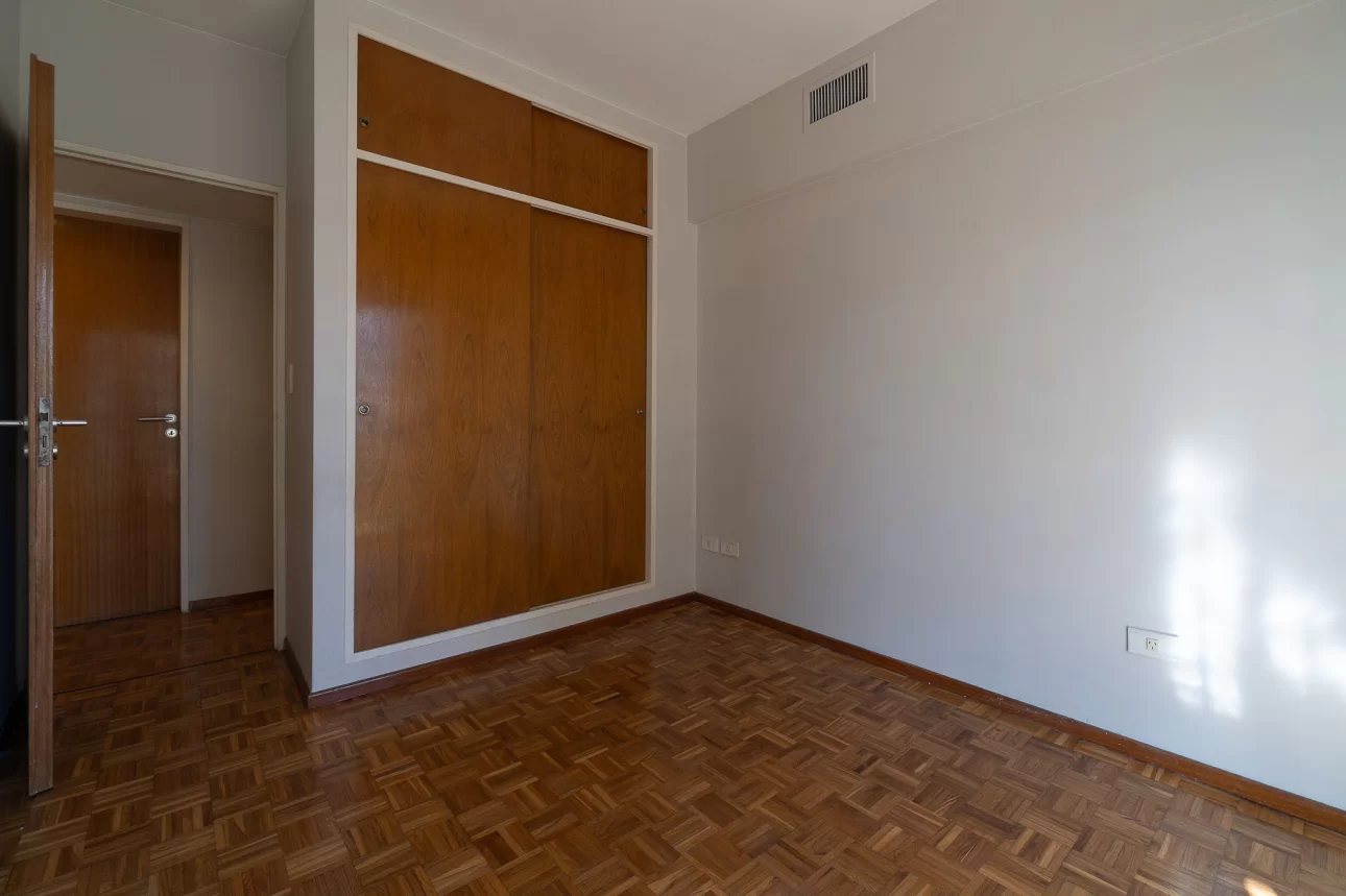 Departamento 3 Ambientes con Balcon y Cochera Apto Credito