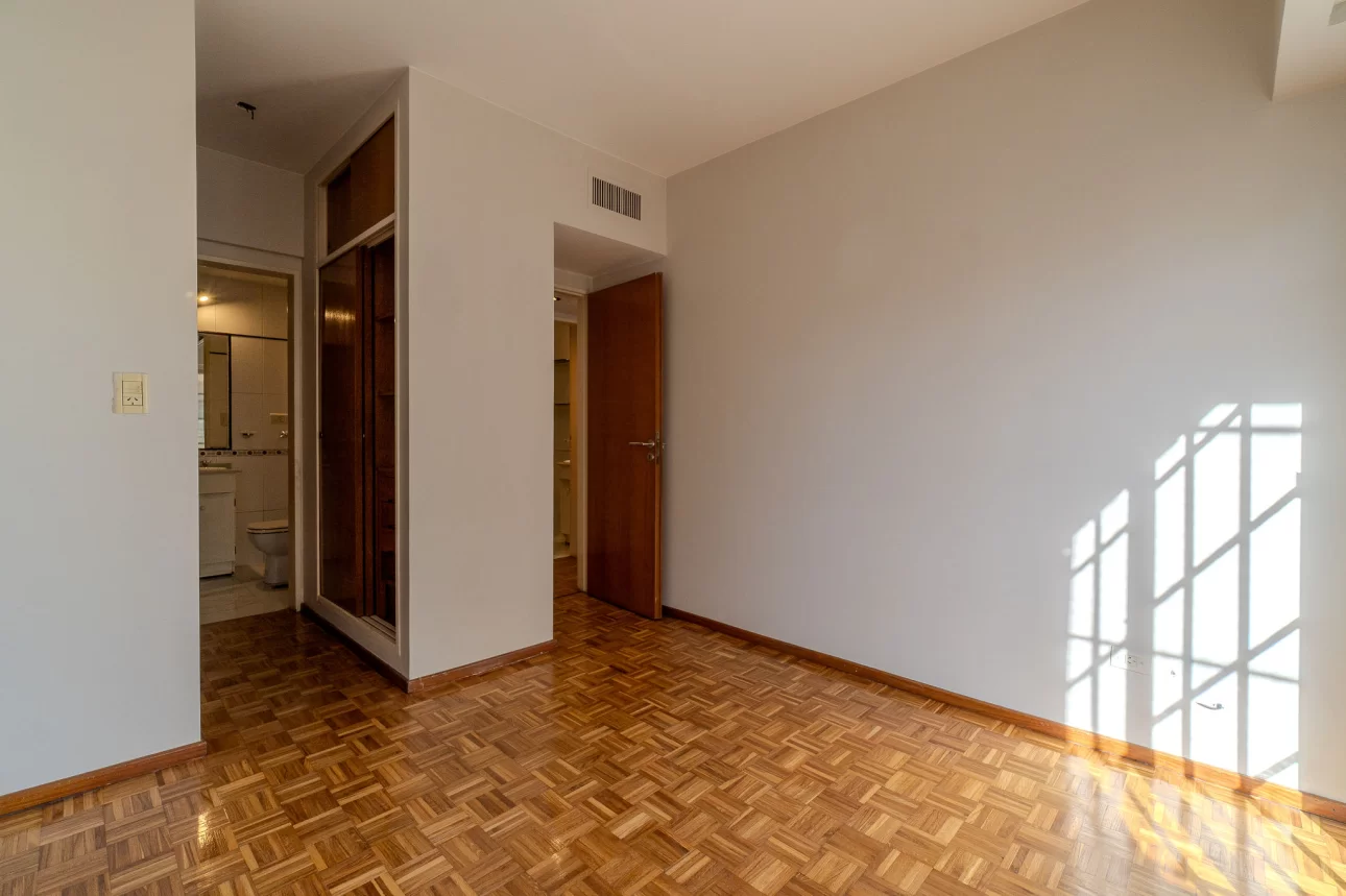 Departamento 3 Ambientes con Balcon y Cochera Apto Credito