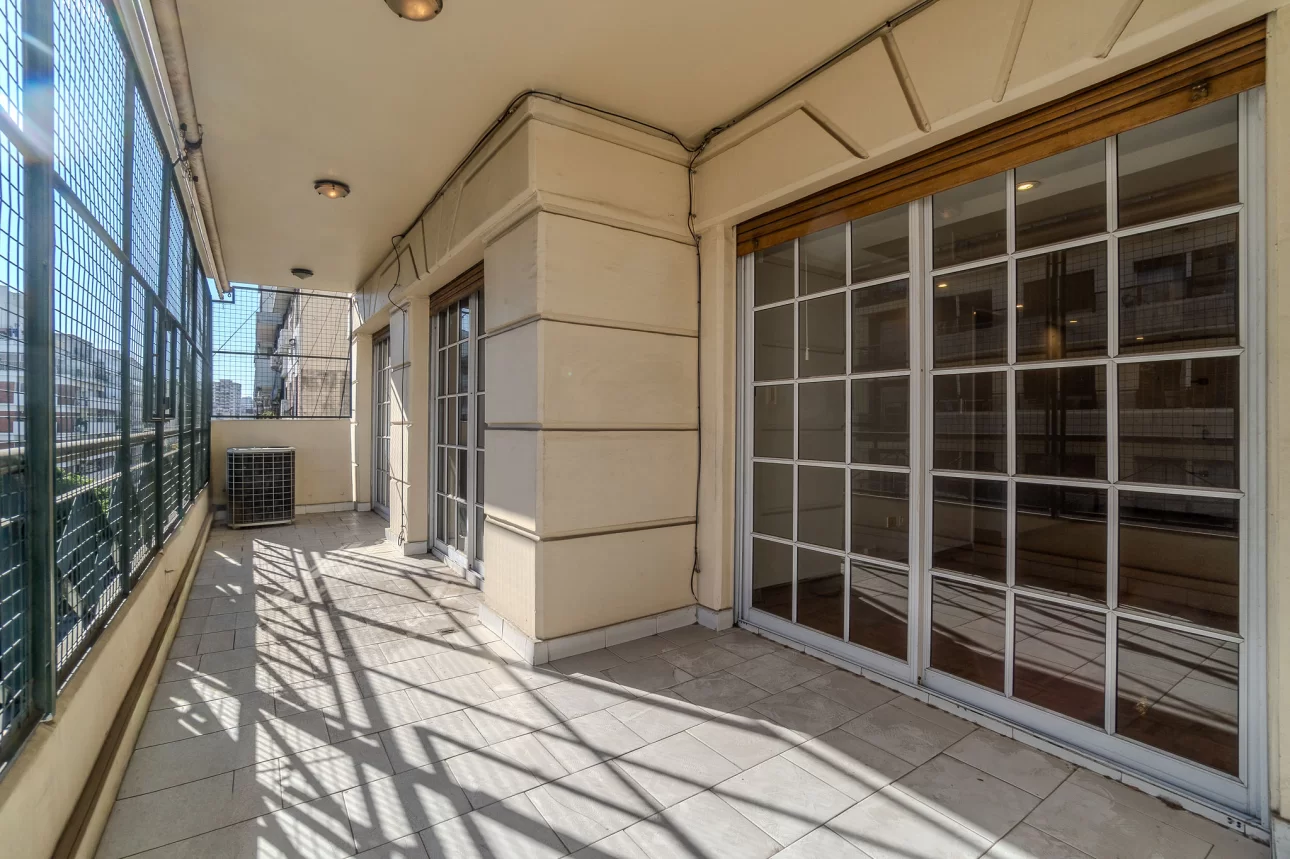 Departamento 3 Ambientes con Balcon y Cochera Apto Credito