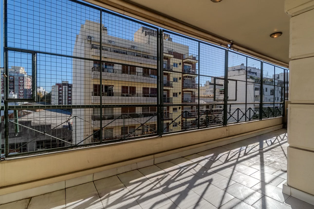 Departamento 3 Ambientes con Balcon y Cochera Apto Credito