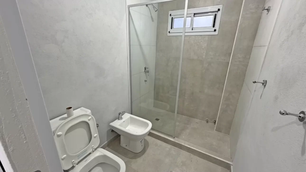 CASA 4 AMBIENTES SOBRE LOTE PROPIO EN SAN ANDRES