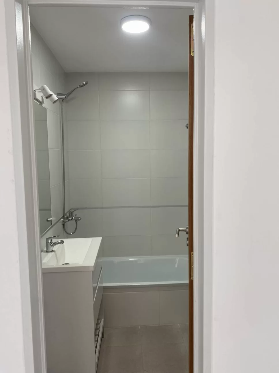 DEPARTAMENTO DOS AMBIENTES A ESTRENAR
