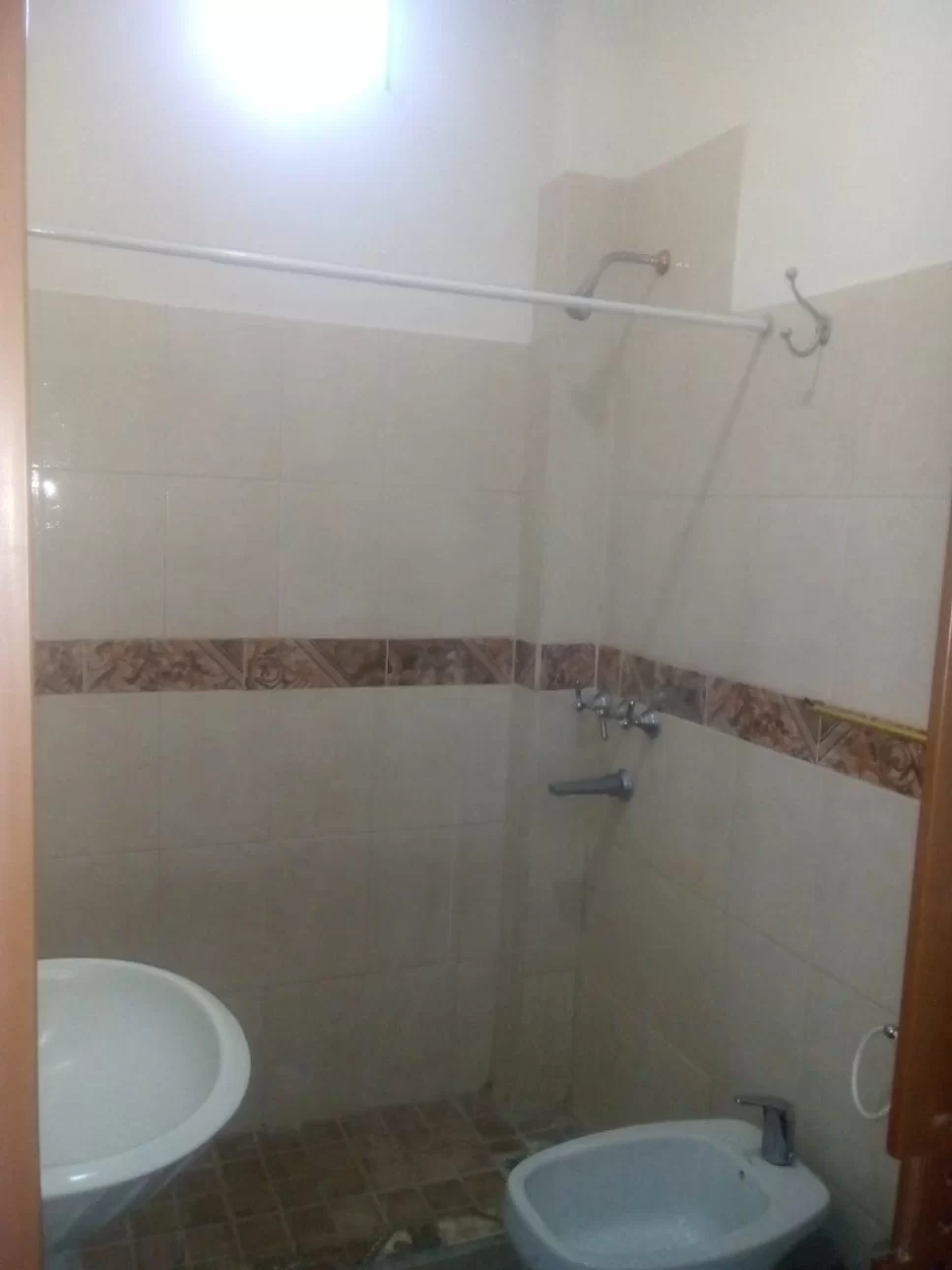 3 AMBIENTES EN COMPLEJO Y PLANTA BAJA
