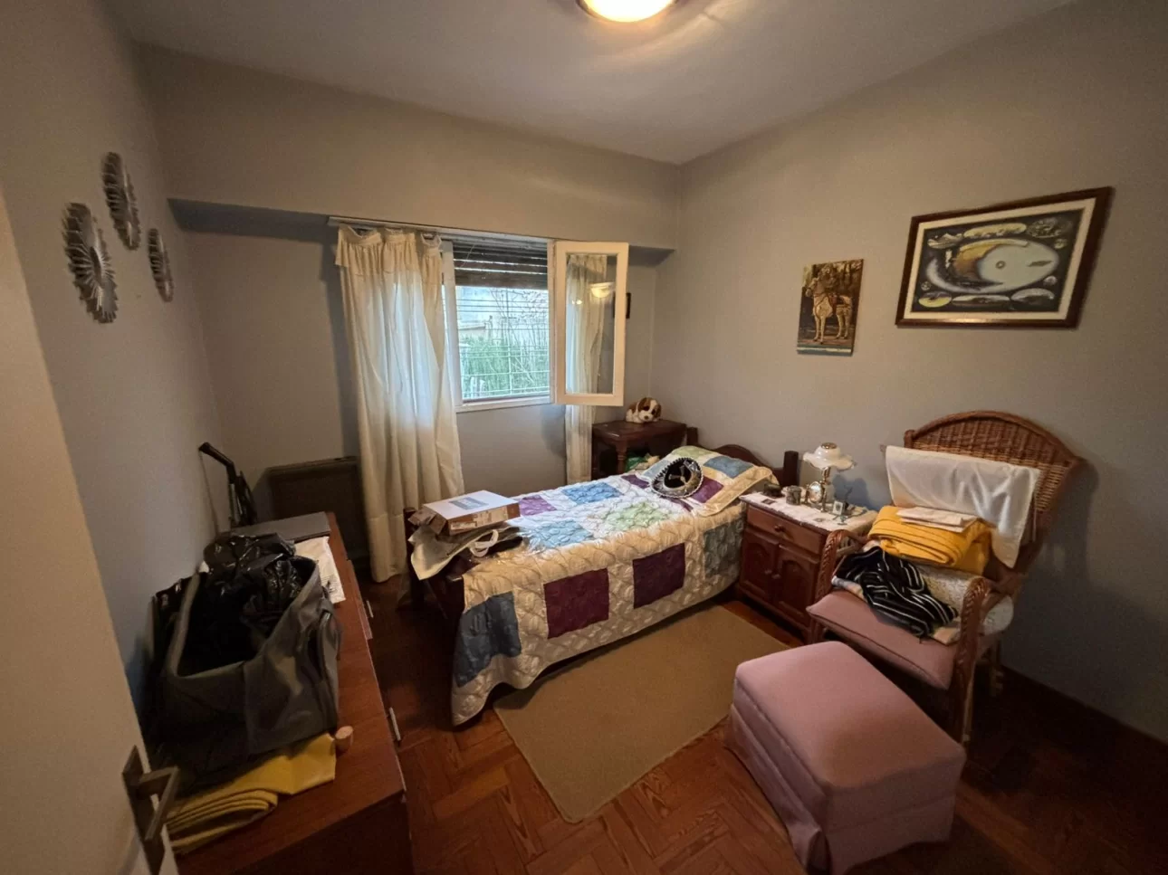Chalet en Llavallol con amplio parque y pileta