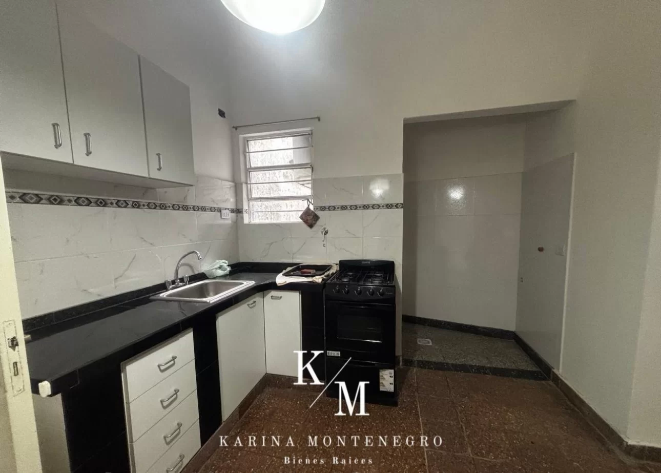 PH 2 ambientes en San Andres, barrio residencial