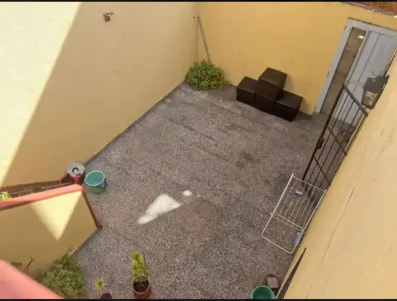 PH 3 AMBIENTES CON PATIO Y TERRAZA