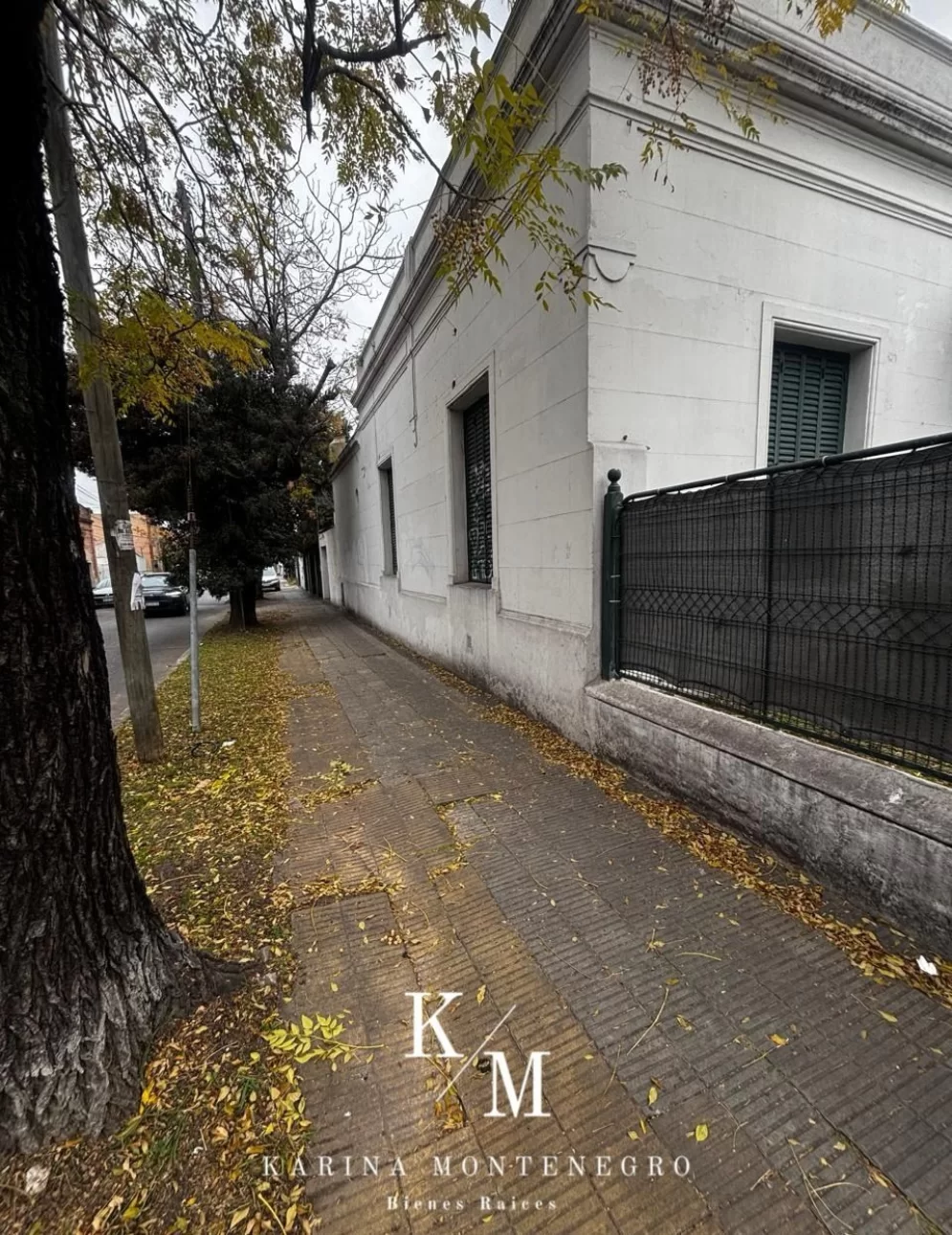 Casa 4 ambientes en San Martin, a mts. de Ruta 8