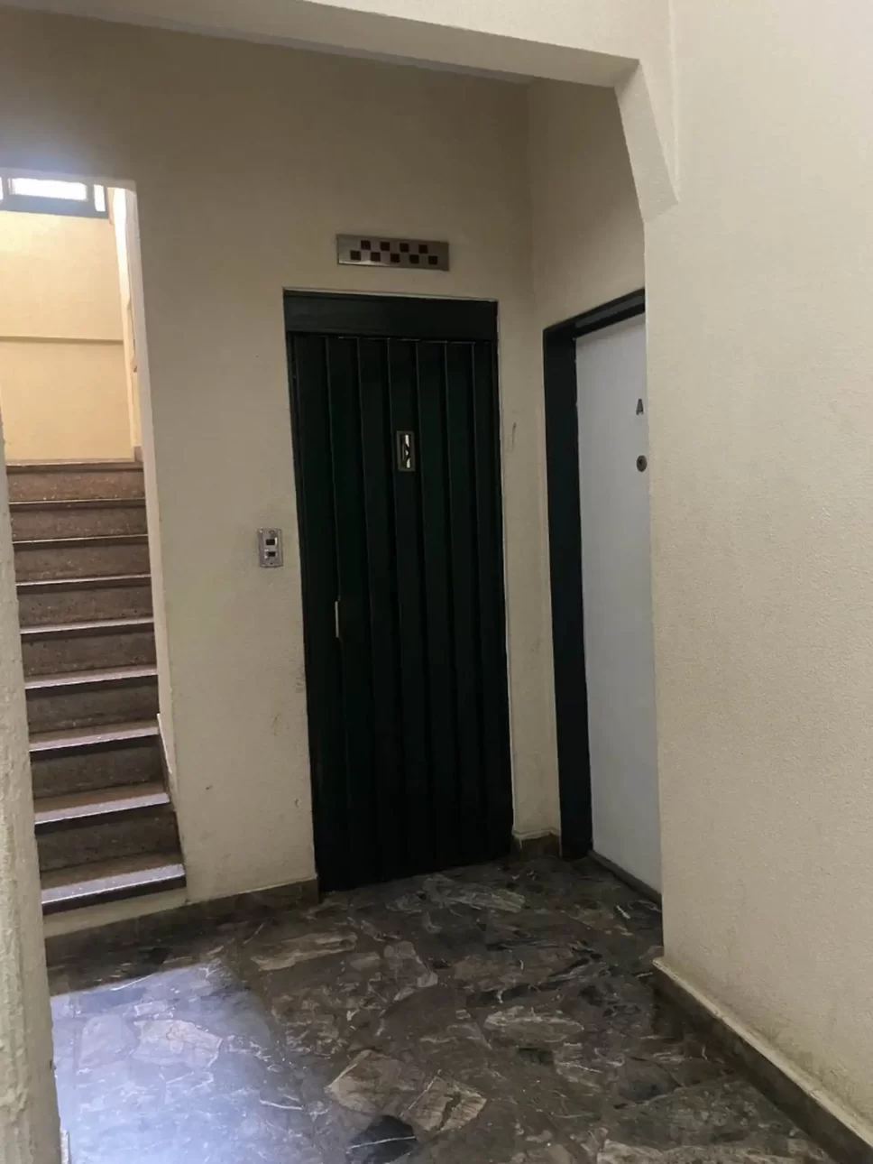 DEPARTAMENTO DE TRES AMBIENTES CENTRO DE VILLA BALLESTER