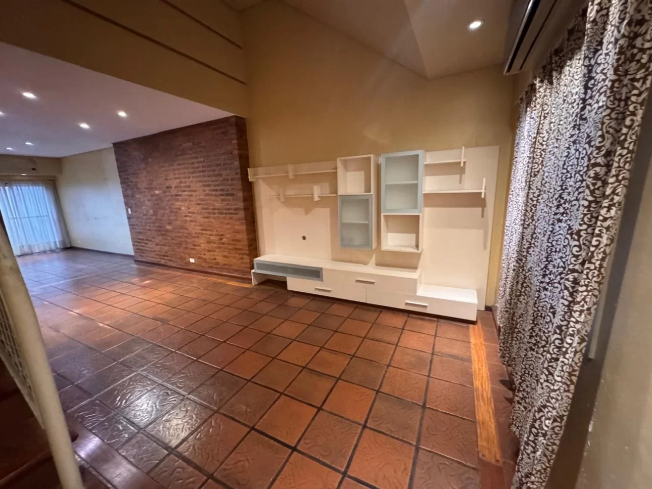 Duplex en Venta-  3 amb con patio y garage-  San Andres