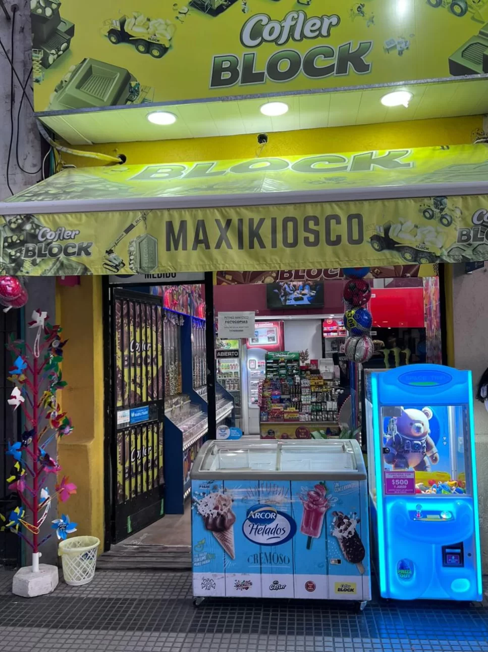 VENTA FONDO DE COMERCIO KIOSKO ITUZINGO CENTRO