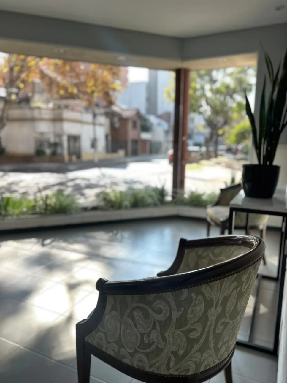 VENTA DEPTO 4 AMBIENTES, 2 BAÑOS, COCHERA
