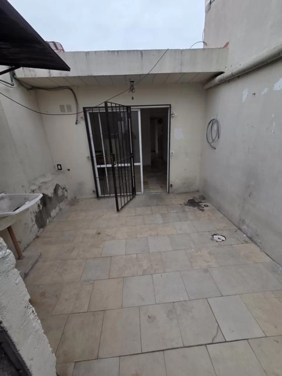 DEPARTAMENTO 2 AMB CON PATIO VILLA BOSCH SIN EXPENSAS