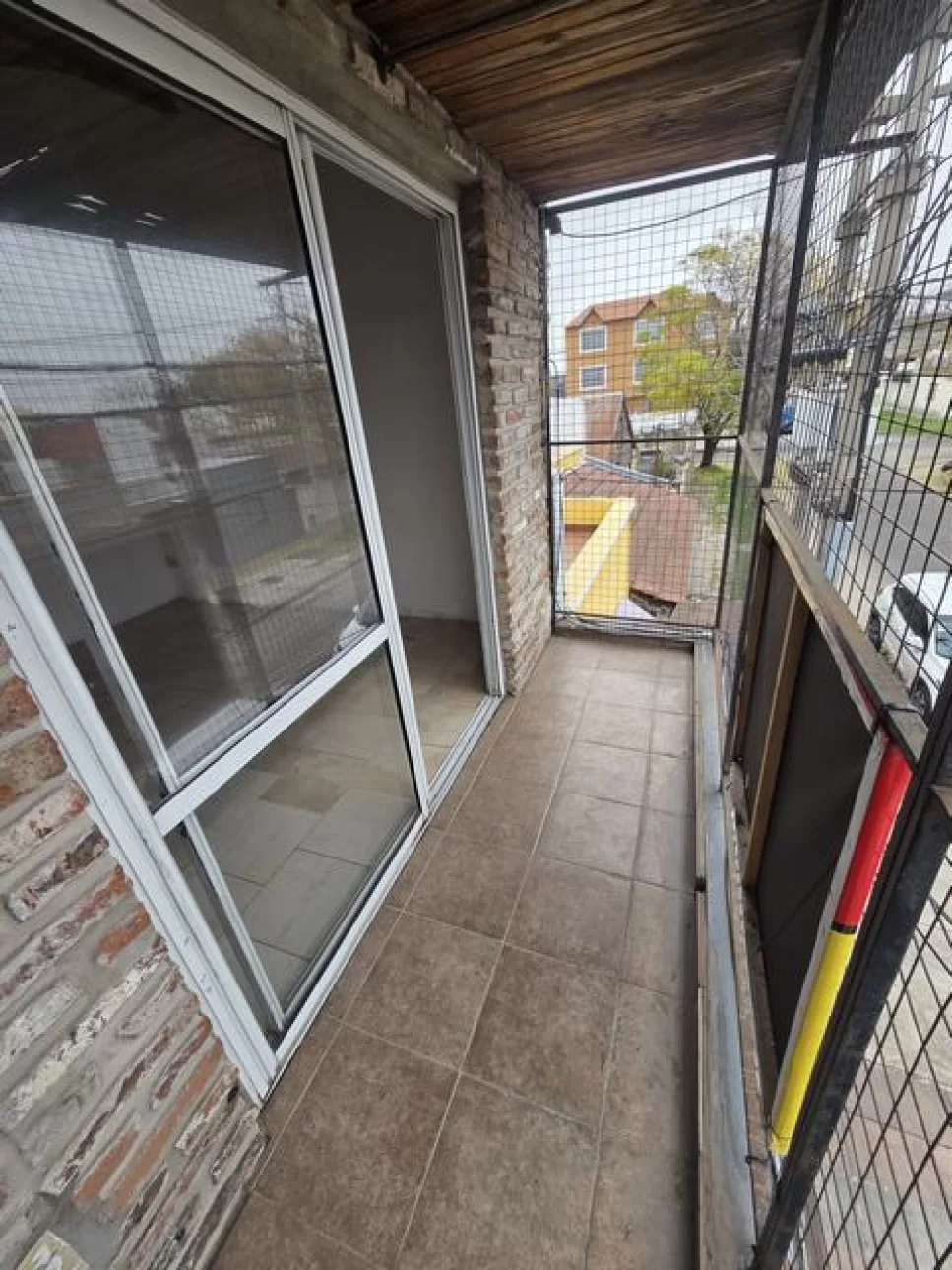 DEPARTAMENTO 2 AMB CON PATIO VILLA BOSCH SIN EXPENSAS