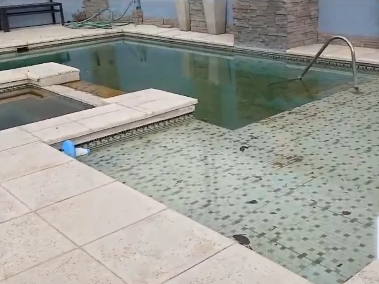 CASA EN VENTA EN GONZALEZ CATAN