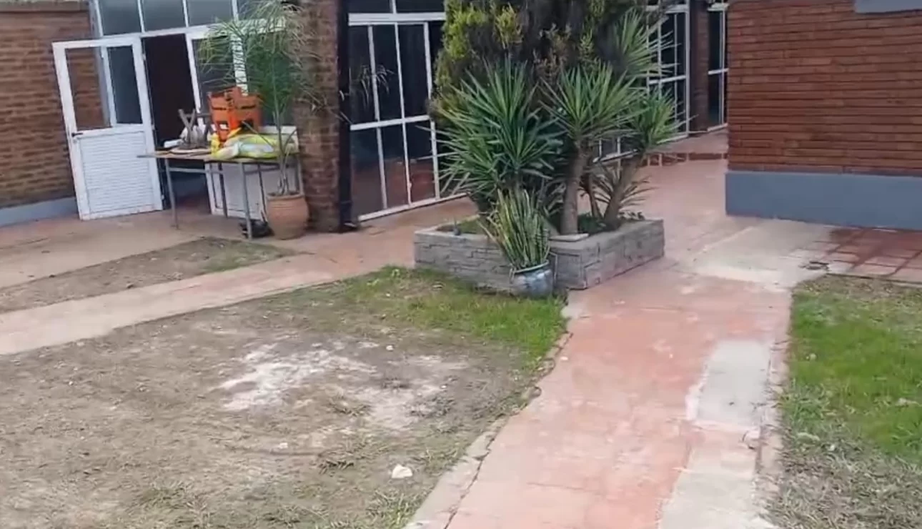 CASA EN VENTA EN GONZALEZ CATAN
