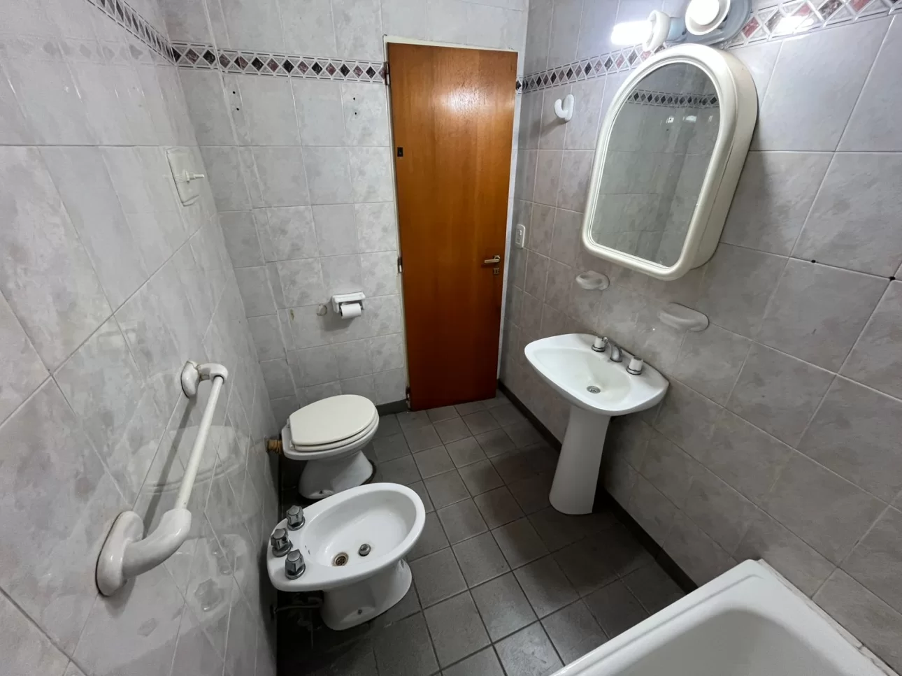 2 AMB PB AL FRENTE TIPO CASA CON PATIO BAJAS EXPENSAS