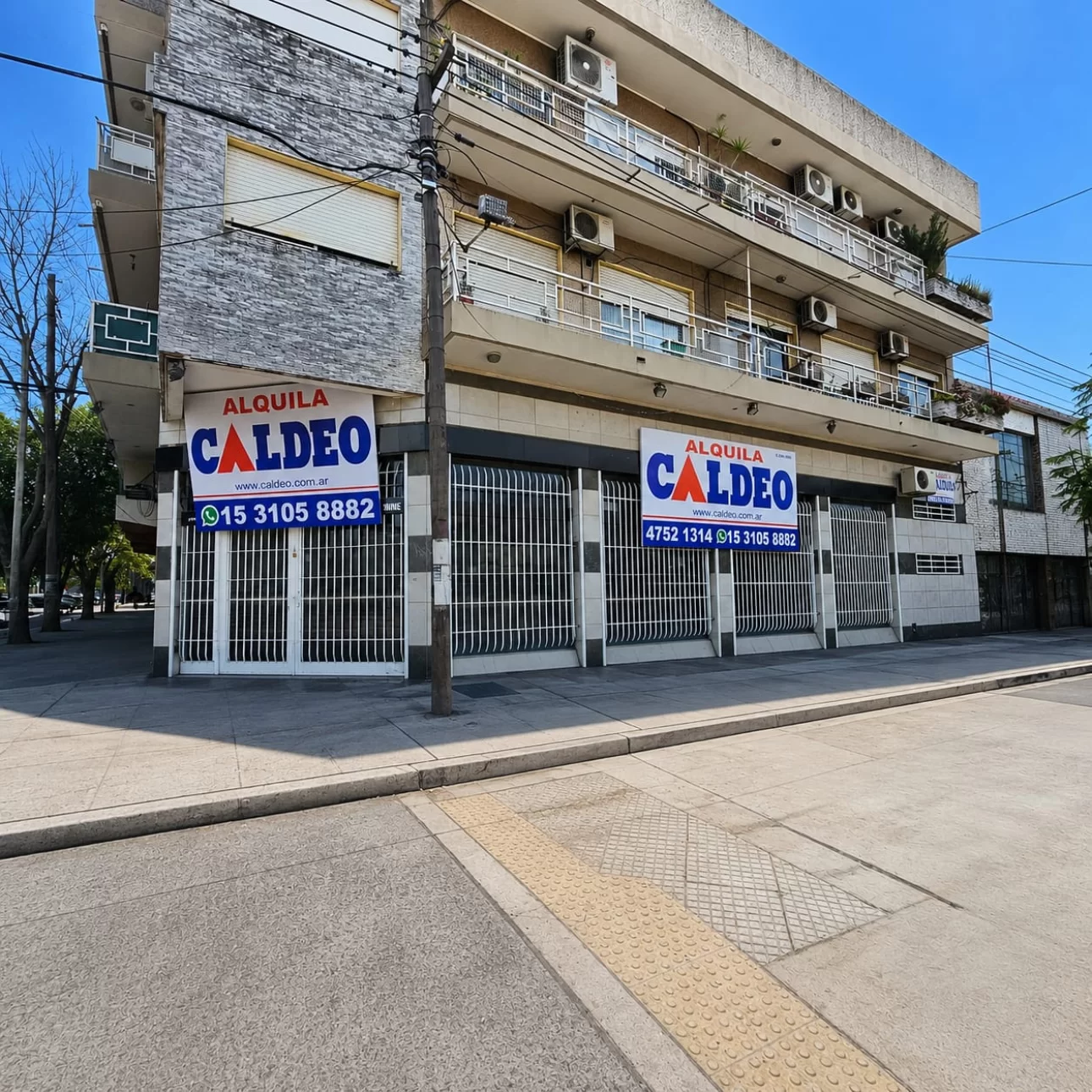 IMPORTANTE LOCAL COMERCIAL DE 200 M2