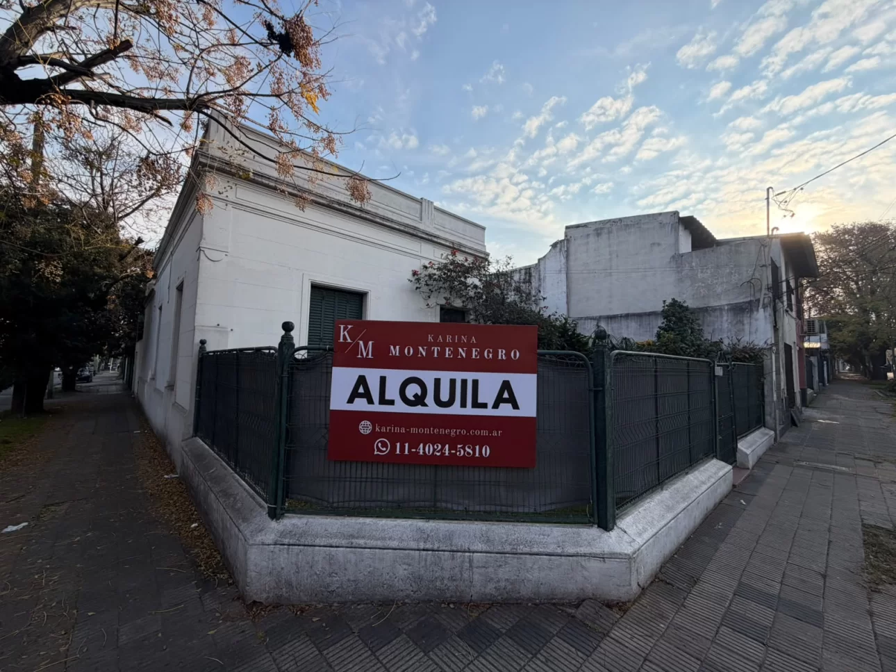 Casa 4 ambientes en San Martin, a mts. de Ruta 8