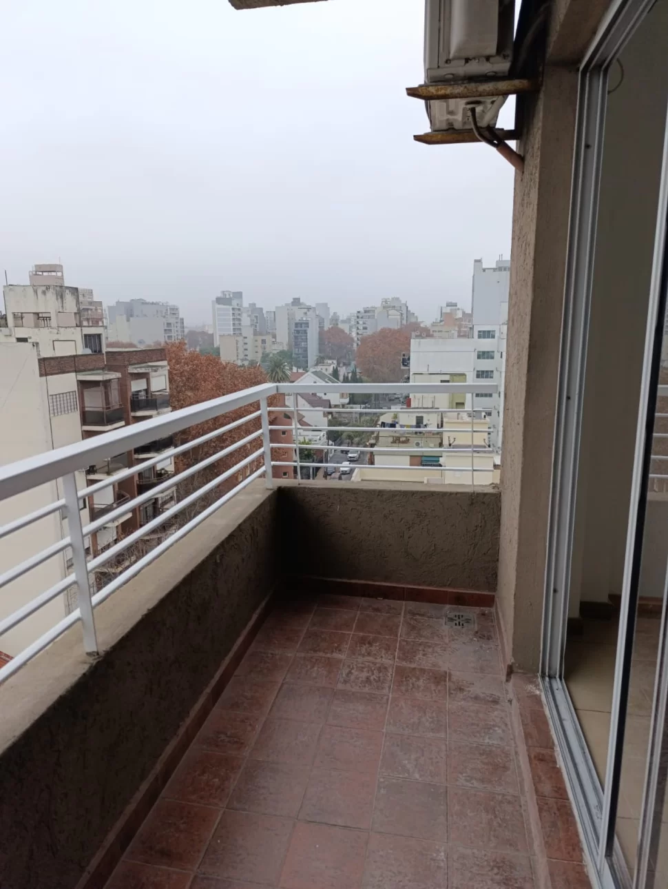 ALQUILER DEPTO 2 AMB. BALCON