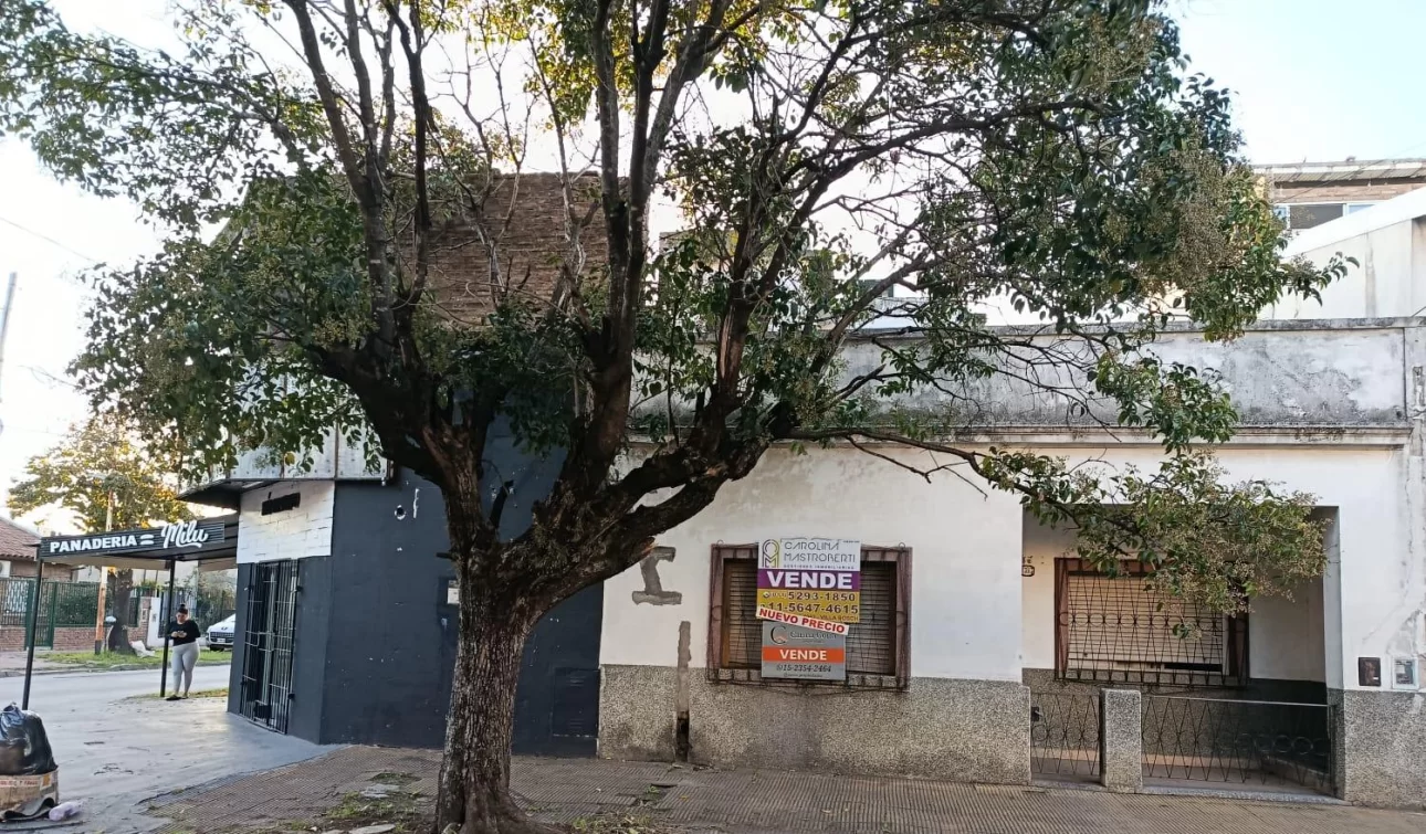 CASA.LOCAL- DEPARTAMENTO, PATIO-