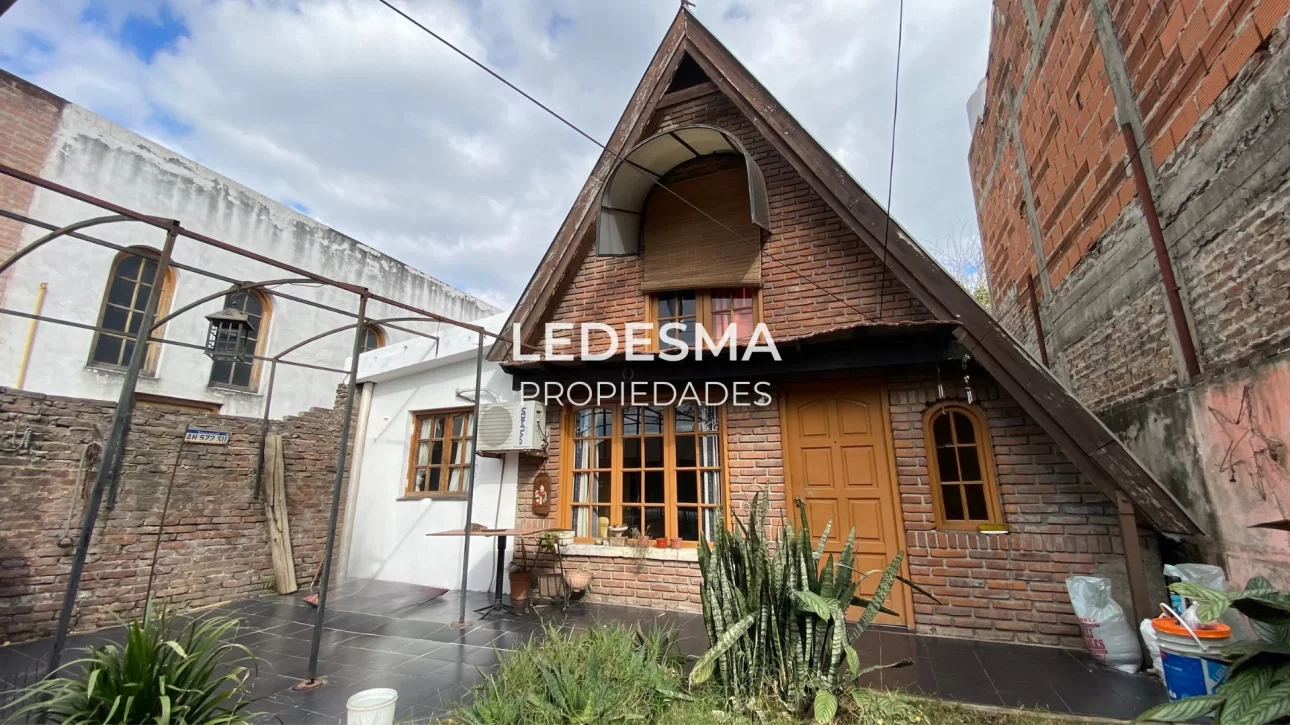VENTA CASA 2 AMBIENTES EN MORÓN A REMODELAR
