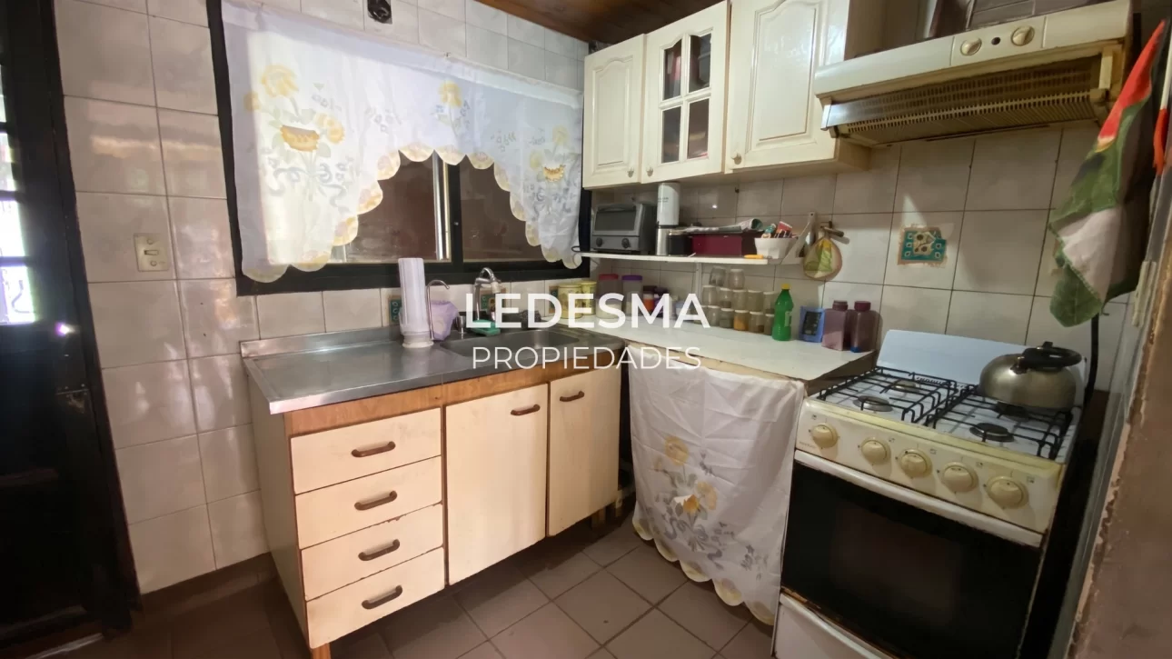 VENTA CASA 2 AMBIENTES EN MORÓN A REMODELAR