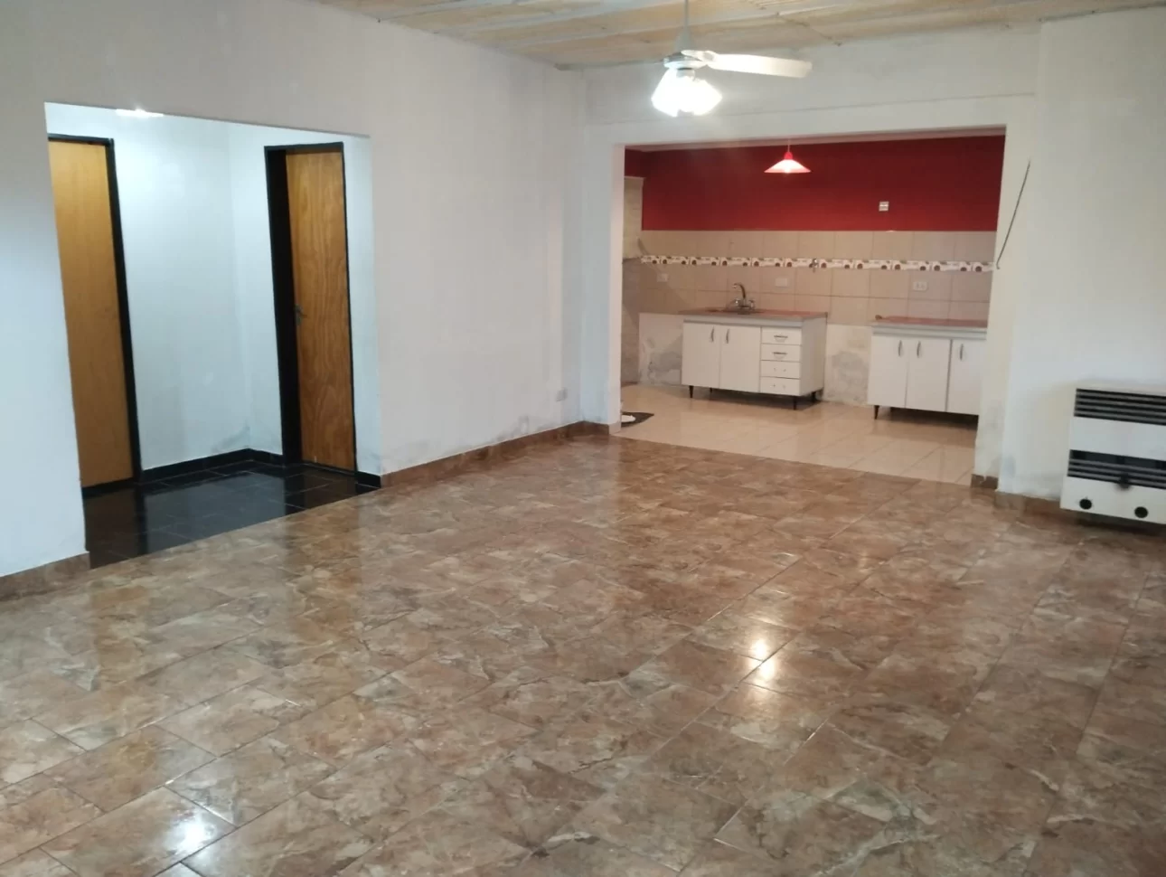 Impecable casa a metros de Yrigoyen