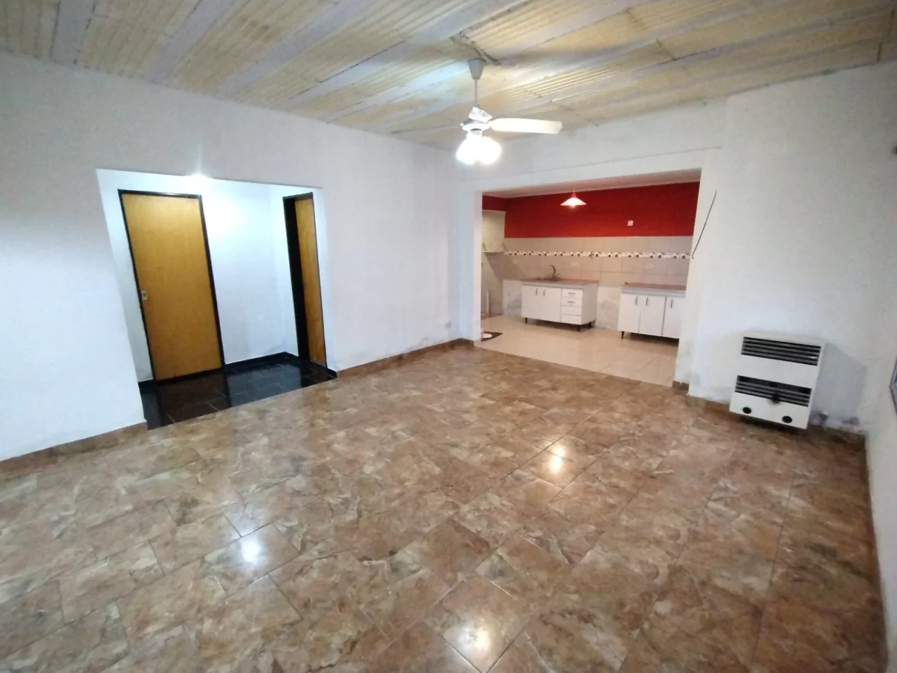 Impecable casa a metros de Yrigoyen