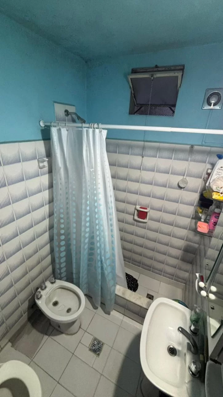 Venta de PH de 3 ambinetes -    Ituzaingó 1486 V Ballester