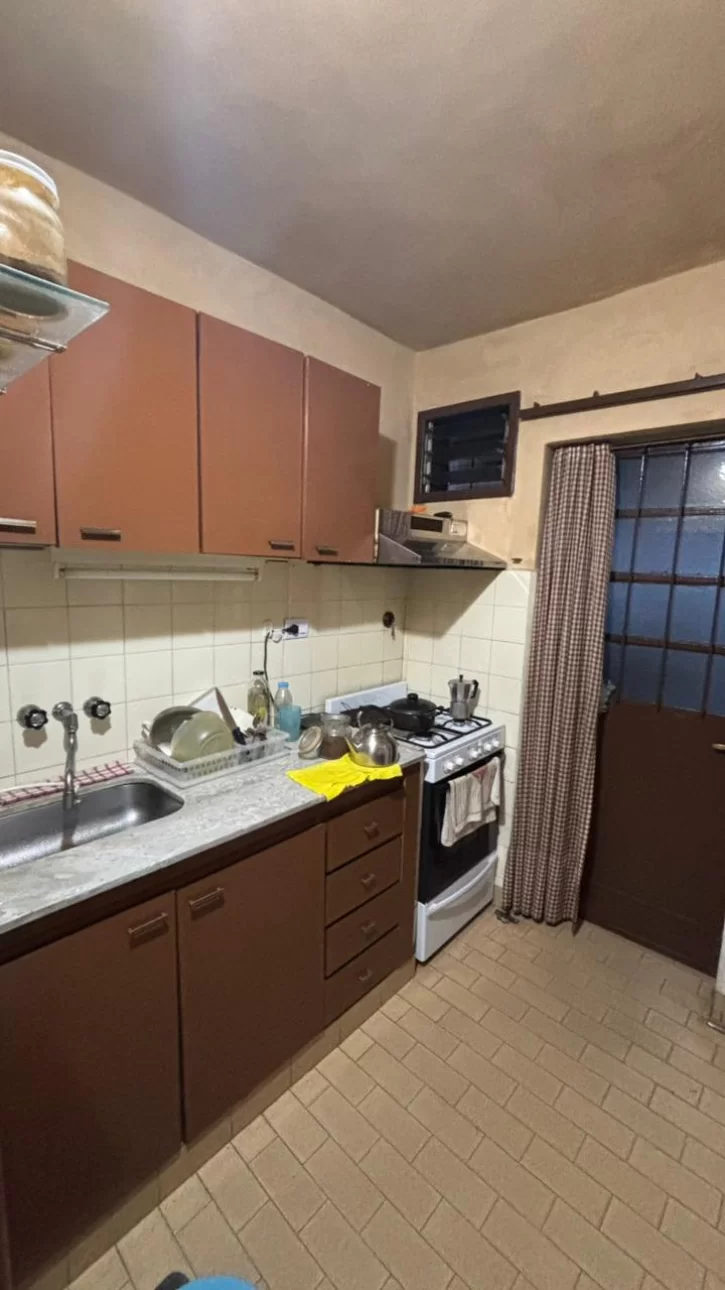 Venta de PH de 3 ambinetes -    Ituzaingó 1486 V Ballester