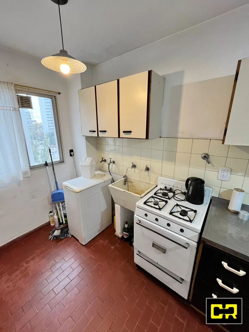 Muy Buen Departamento en venta en Flores.