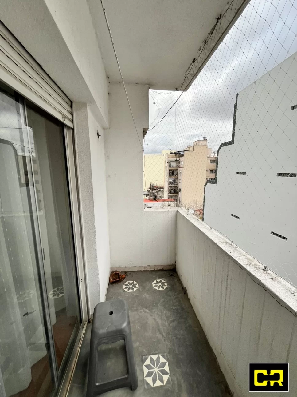 Muy Buen Departamento en venta en Flores.