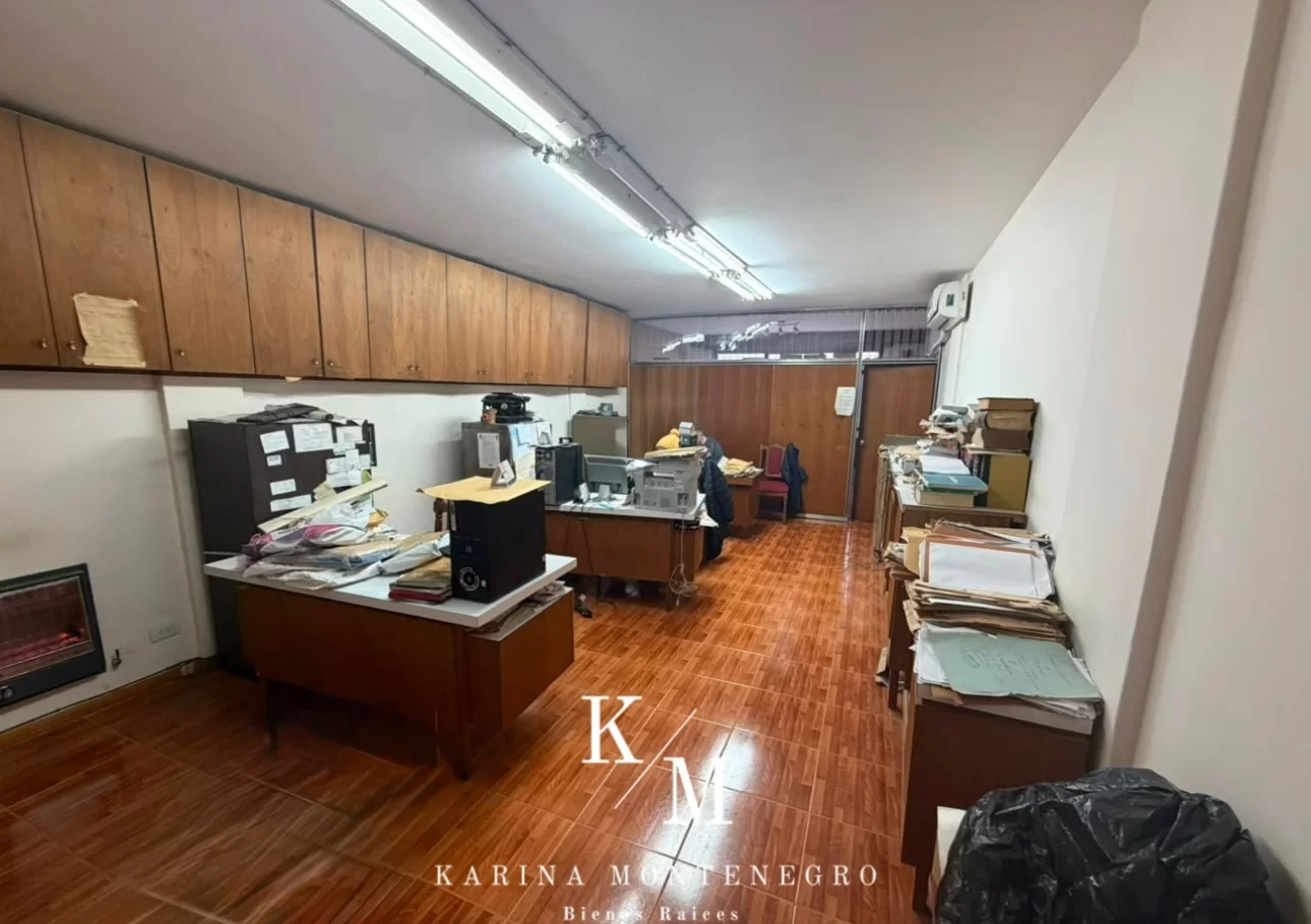 Oficina en el centro de San Martin con baño privado
