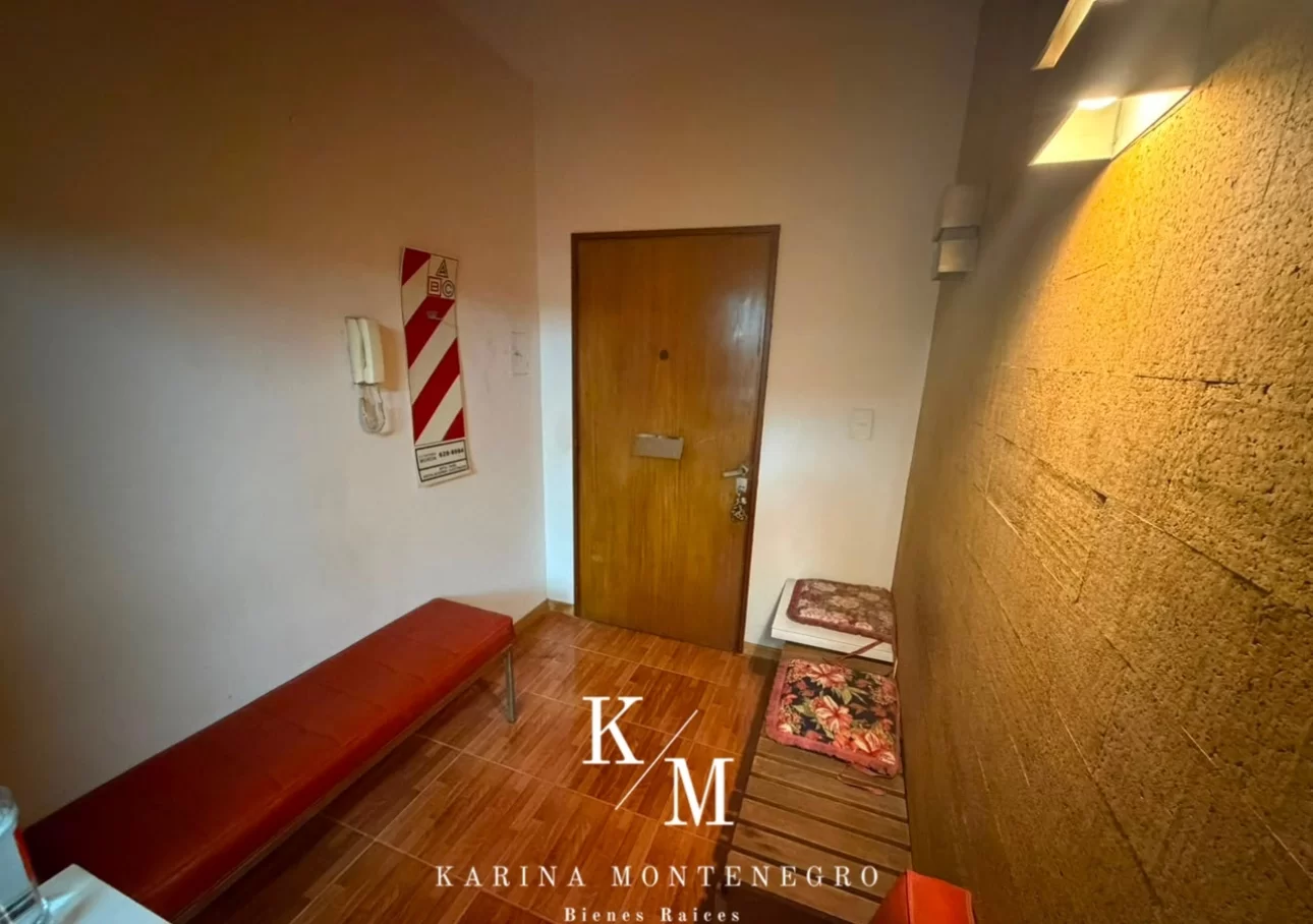 Oficina en el centro de San Martin con baño privado