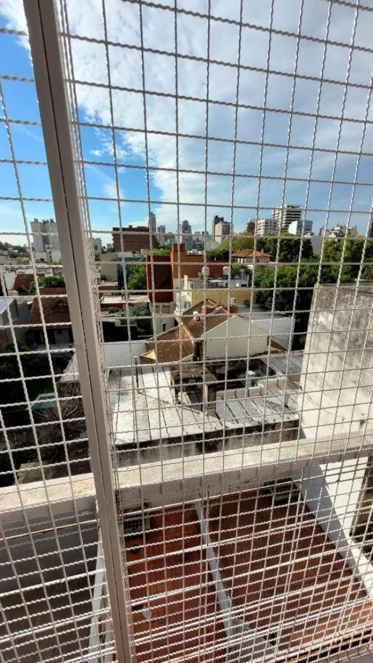 NUÑEZ, 3 AMBIENTES,CONTRAFRENTE, BALCON, COCHERA, OPORTUNIDA