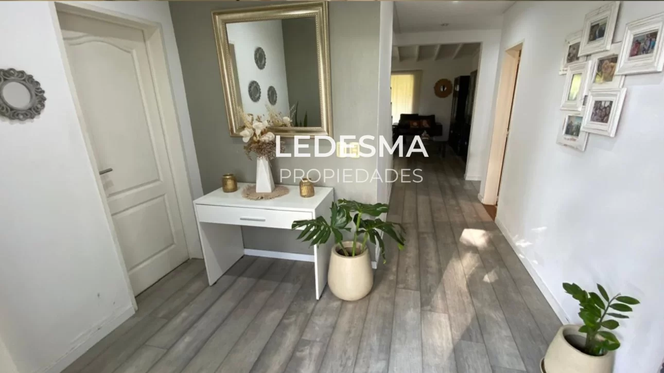 VENTA CASA 6 AMBIENTES ITUZAINGO NORTE