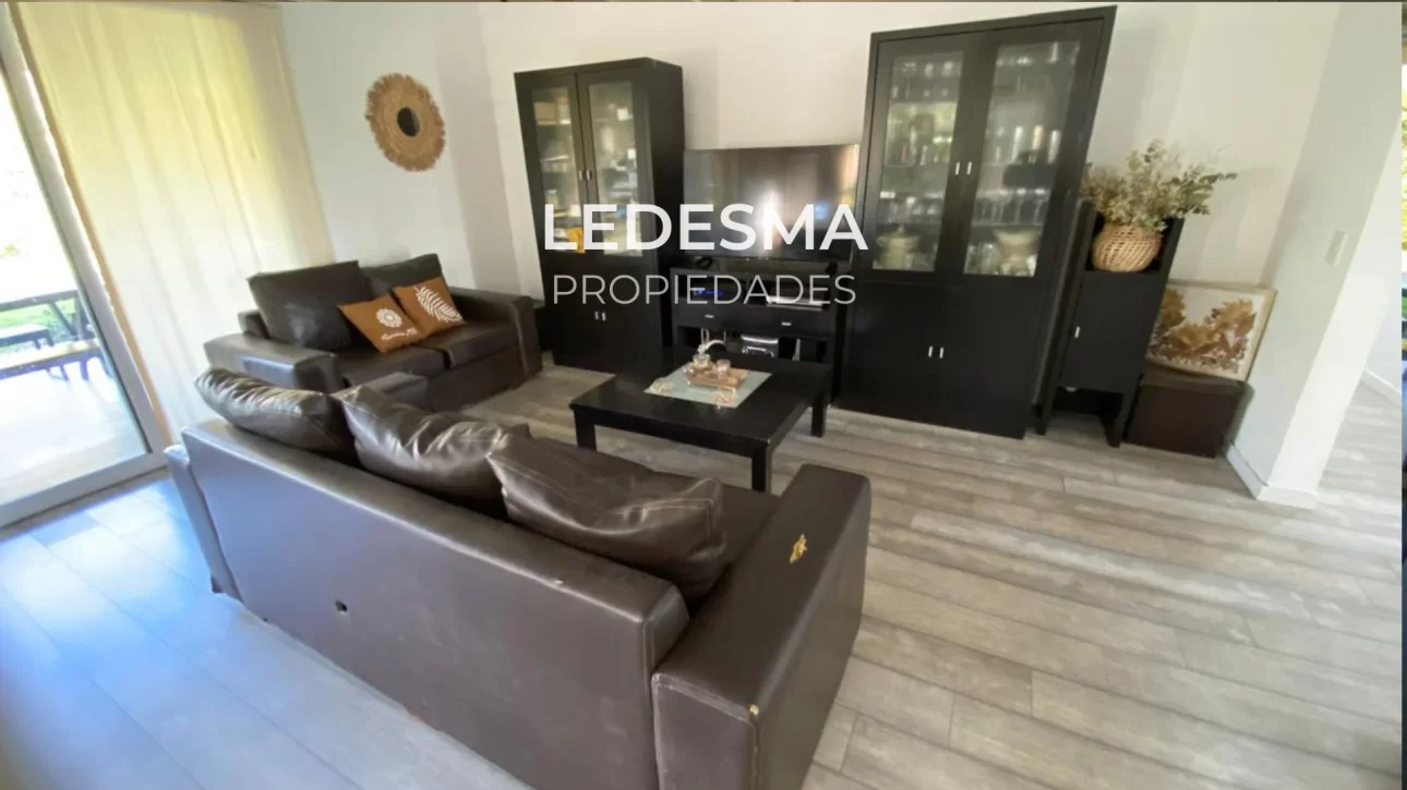VENTA CASA 6 AMBIENTES ITUZAINGO NORTE